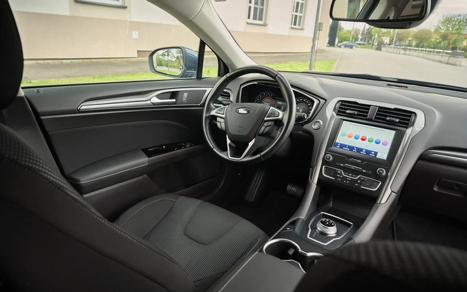 Ford Mondeo cena 79900 przebieg: 117000, rok produkcji 2019 z Płock małe 781